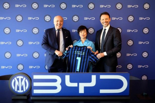 乐红网 官方：国米&比亚迪达成全球汽车合作伙伴，提供70辆国米定制车辆